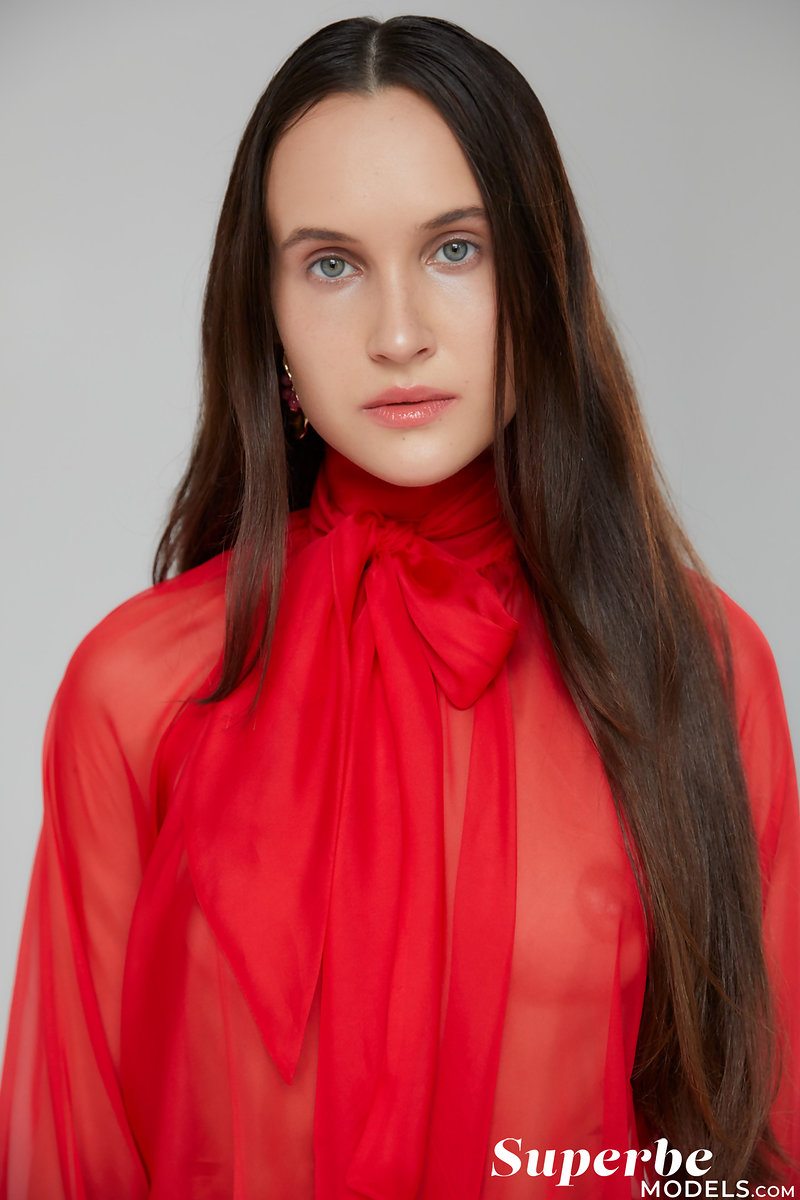 Аришка, 21 год, 2 размер груди